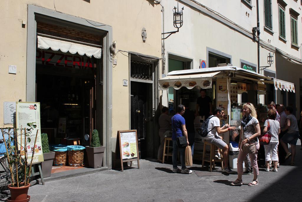 Ferienwohnung Dante 16 - Keys Of Italy Florenz Exterior foto